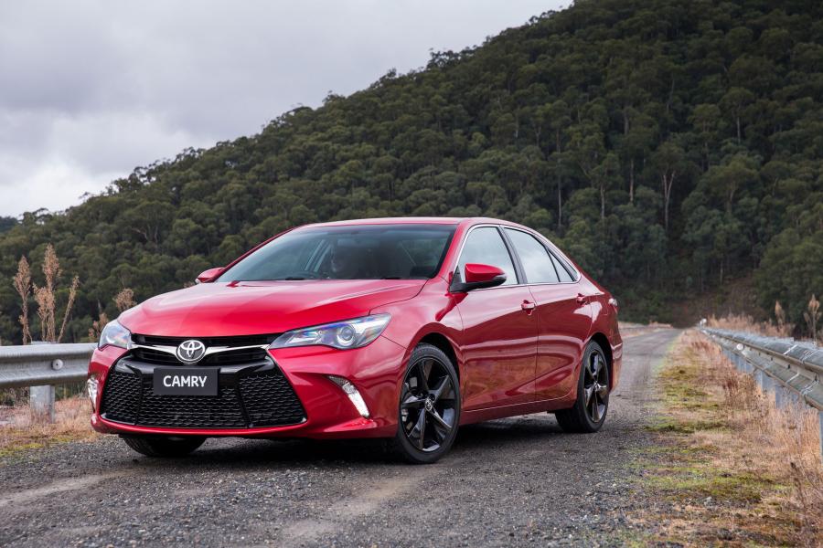  Toyota Camry Atara SX 2015 года  (фото 6 из 18)